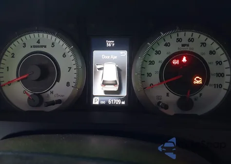 2017 Toyota Sienna Se 8 Passenger from USA, damaged, VIN 5TDXZ3DC2HS828053